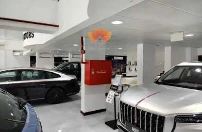 معرض - استوديو - 2 حمامات للايجار في طريق سلوى - المنطقة الصناعية القديمة - الريان - الدوحة