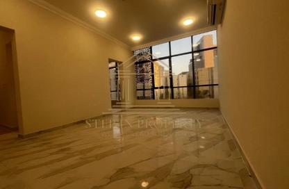 Apartment - 2 Bedrooms - 3 Bathrooms for rent in Anas Street - Fereej Bin Mahmoud North - Fereej Bin Mahmoud - Doha Apartment - 2 Bedrooms - 3 Bathrooms for rent in Anas Street - Fereej Bin Mahmoud North - Fereej Bin Mahmoud - Doha