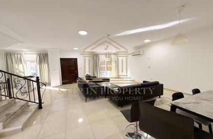 Compound - 3 Bedrooms - 3 Bathrooms for rent in Ain Phase 4 Complex - Ain Khaled - Doha