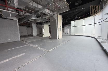 Show Room - Studio - 3 Bathrooms for rent in Lusail Marina Heights - Marina District - Lusail
