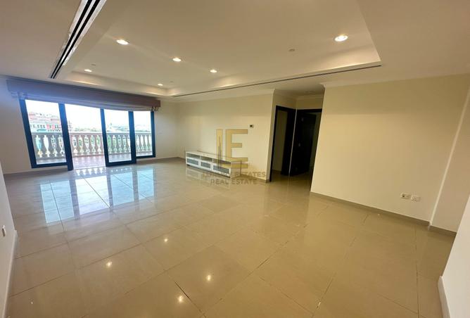 54102314 - Property Image 2