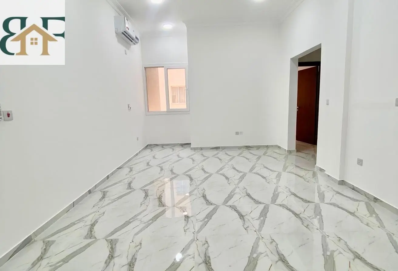 61002044 - Property Main Image
