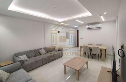 Apartment - 2 Bedrooms - 3 Bathrooms for rent in Hiteen Street - Al Muntazah - Doha