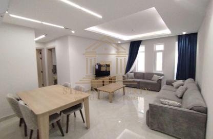 Apartment - 2 Bedrooms - 3 Bathrooms for rent in Hiteen Street - Al Muntazah - Doha