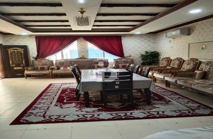 فيلا - 5 غرف نوم - 6 حمامات للبيع في الوكير - الوكير - الوكرة