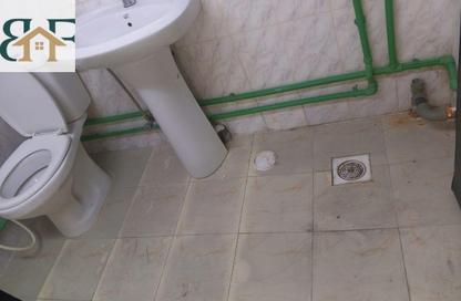 Apartment - Studio - 1 Bathroom for rent in Al Mansoura - Doha