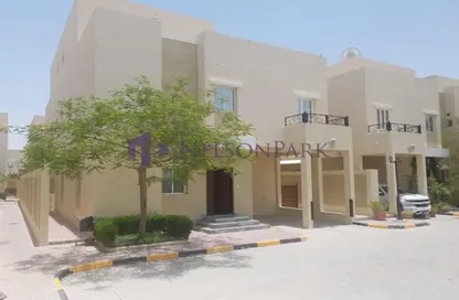 Compound - 4 Bedrooms - 5 Bathrooms for rent in Bu Hamour Street - Abu Hamour - Doha