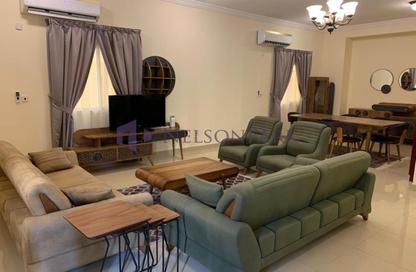 مجمع سكني - 4 غرف نوم - 5 حمامات للايجار في شارع  بو هامو - أبو هامور - الدوحة
