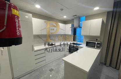 Apartment - 2 Bedrooms - 2 Bathrooms for rent in The Pearl Island - Doha