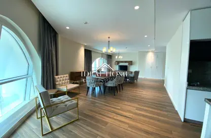 Penthouse - 3 Bedrooms - 4 Bathrooms for rent in Floresta Gardens - Floresta Gardens - The Pearl Island - Doha