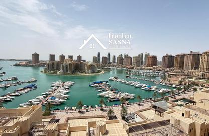 Apartment - 1 Bedroom - 2 Bathrooms for rent in Porto Arabia - The Pearl Island - Doha