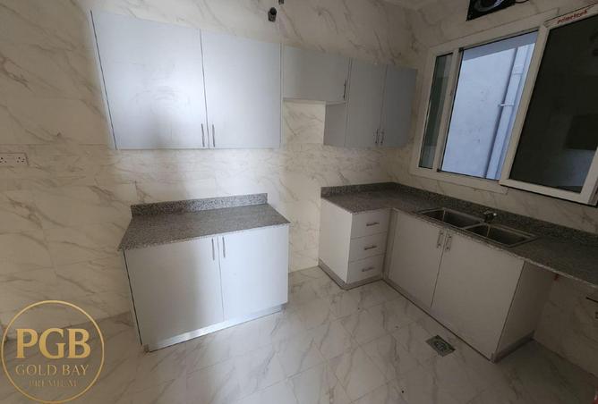 52225714 - Property Image 3