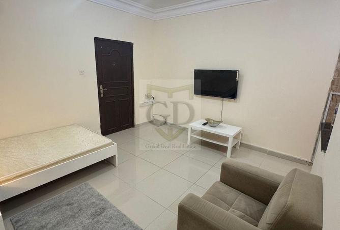 52043386 - Property Image 2