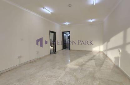 Staff Accommodation - Studio - 5 Bathrooms for rent in Old Al Rayyan - Al Rayyan - Doha