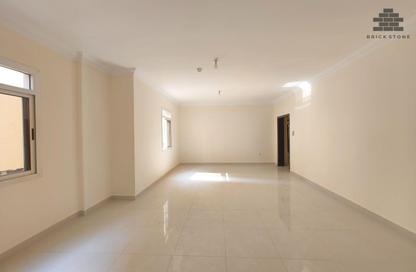 Apartment - 3 Bedrooms - 3 Bathrooms for rent in Al Sadd Road - Al Sadd - Doha