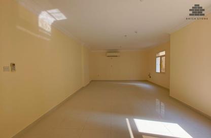 Apartment - 3 Bedrooms - 3 Bathrooms for rent in Al Sadd Road - Al Sadd - Doha