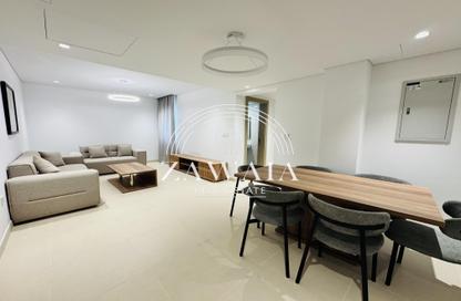 Apartment - 2 Bedrooms - 4 Bathrooms for rent in Umm Ghwailina Comm - Umm Ghuwalina - Umm Ghuwailina - Doha