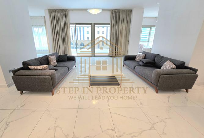 54440794 - Property Image 2