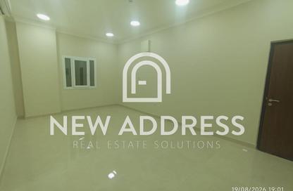Apartment - 2 - 2 for rent in Al Nasr - Doha