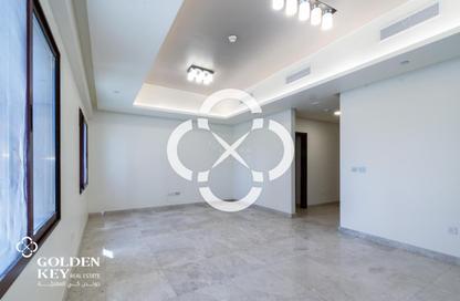 Apartment - 2 Bedrooms - 3 Bathrooms for rent in Regency Residence Fox Hills 1 - Lusail