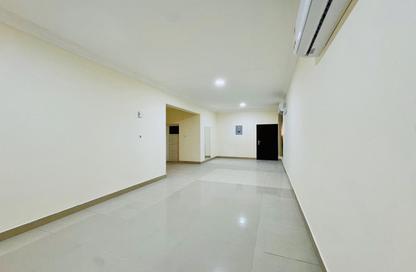 Apartment - 3 Bedrooms - 3 Bathrooms for rent in Salwa Road - Doha