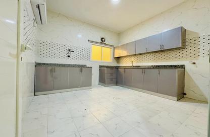 Apartment - 3 Bedrooms - 3 Bathrooms for rent in Salwa Road - Doha