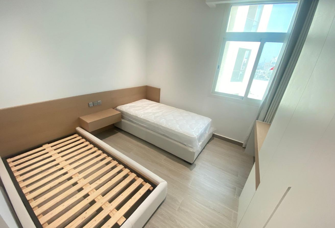 Cheapest 2 BHK +Maid for Sale in Fox Hills, Lusail thumbnail 9