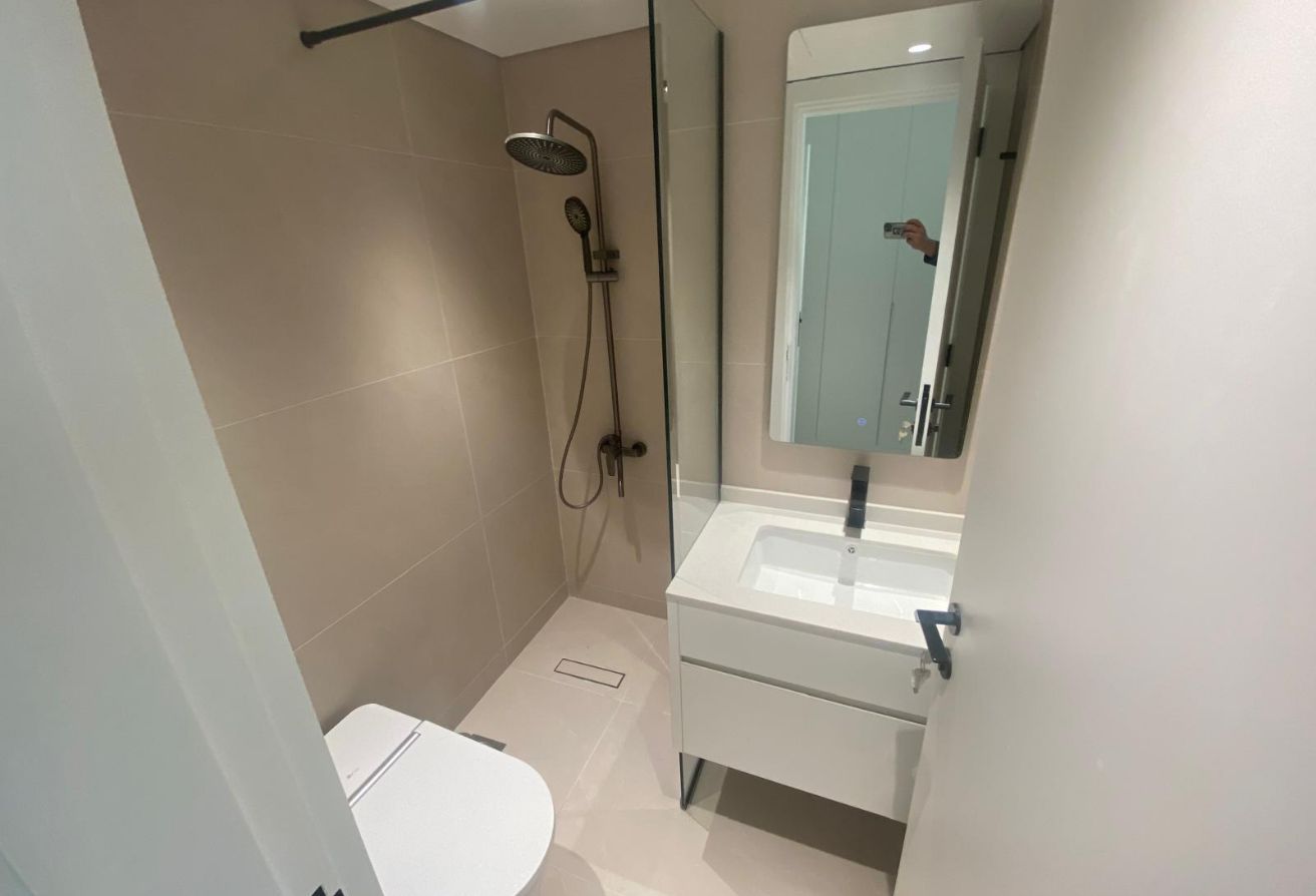 Cheapest 2 BHK +Maid for Sale in Fox Hills, Lusail thumbnail 8