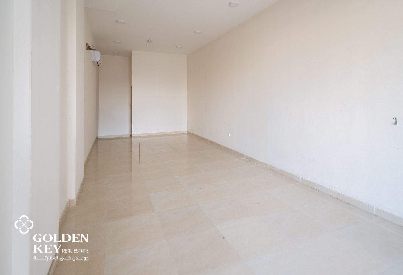 High-Visibility Commercial Shop in Umm Salal