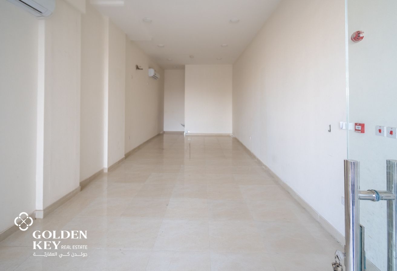 High-Visibility Commercial Shop in Umm Salal