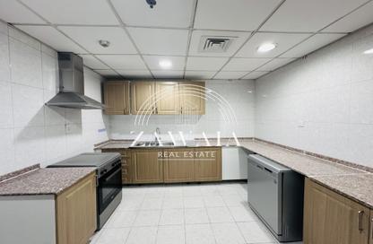 Apartment - 3 Bedrooms - 4 Bathrooms for rent in West Bay Tower - West Bay - West Bay - Doha