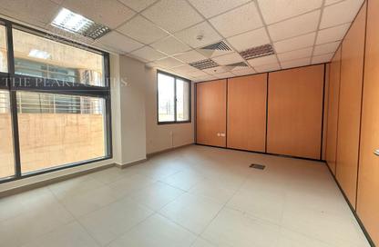 Office Space - Studio for rent in Anas Street - Fereej Bin Mahmoud North - Fereej Bin Mahmoud - Doha