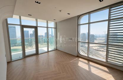 Apartment - 4 Bedrooms - 6 Bathrooms for sale in Seef Lusail - Lusail City - Lusail
