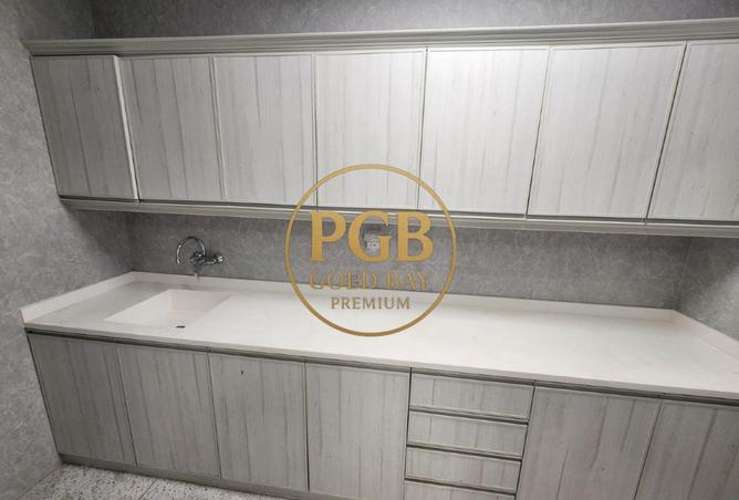 981800 - Property Image 3