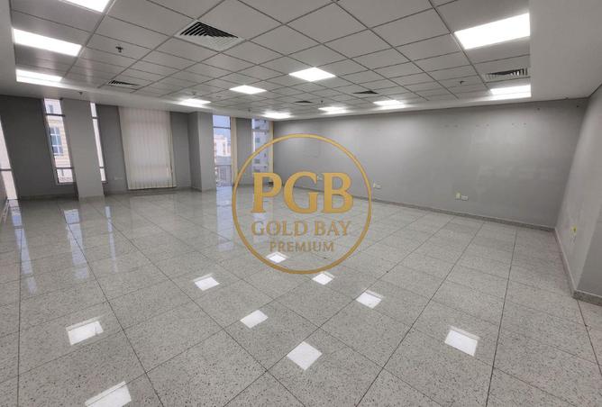 981800 - Property Image 2