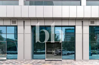 Retail - Studio - 2 Bathrooms for rent in Lusail Residence - Marina District - Lusail