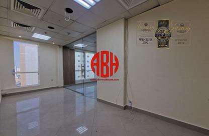 Office Space - Studio - 3 Bathrooms for rent in Musheireb Tower - Musheireb - Musheireb - Doha