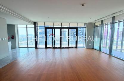 Apartment - 2 Bedrooms - 3 Bathrooms for sale in Seef Waterfront - Lusail City - Lusail