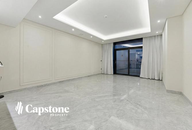 57033662 - Property Image 2