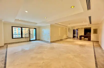 Apartment - 2 Bedrooms - 3 Bathrooms for rent in East Porto Drive - Porto Arabia - The Pearl Island - Doha