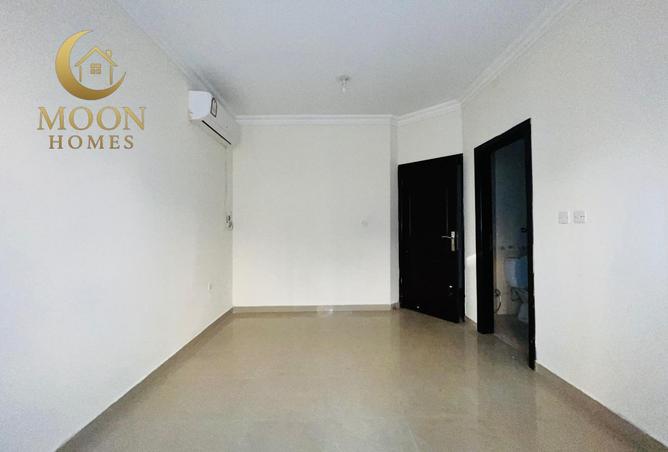 54975416 - Property Main Image