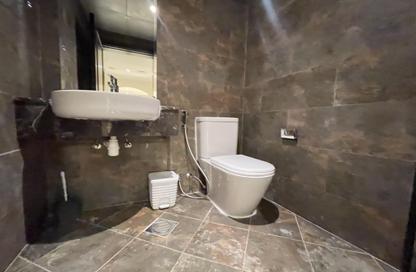 Apartment - 1 Bedroom - 2 Bathrooms for rent in East Porto Drive - Porto Arabia - The Pearl Island - Doha