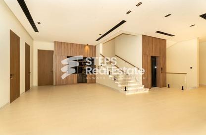 Villa - 7+ - 7+ for sale in Waterfront North Villas - Waterfront Residential - The Waterfront - Lusail