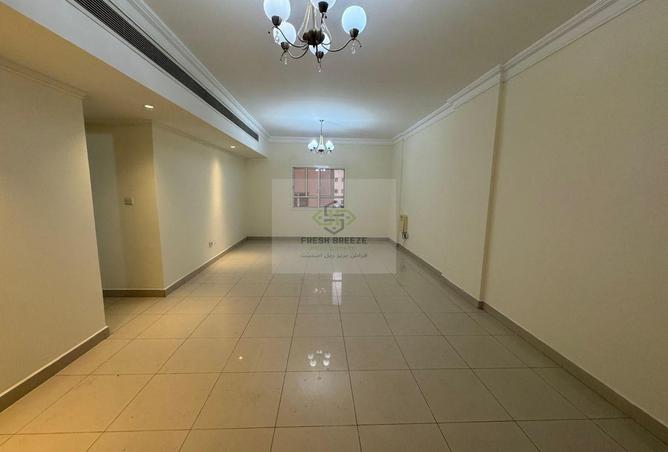 53813352 - Property Image 3