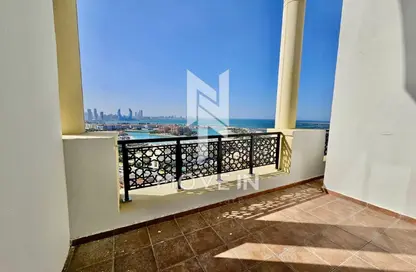 Penthouse - 2 Bedrooms - 4 Bathrooms for rent in Viva Central - Viva Bahriyah - The Pearl Island - Doha
