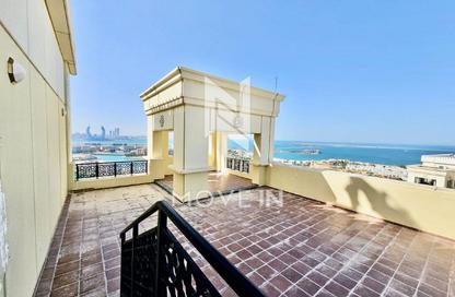 Penthouse - 2 Bedrooms - 4 Bathrooms for rent in Viva Central - Viva Bahriyah - The Pearl Island - Doha