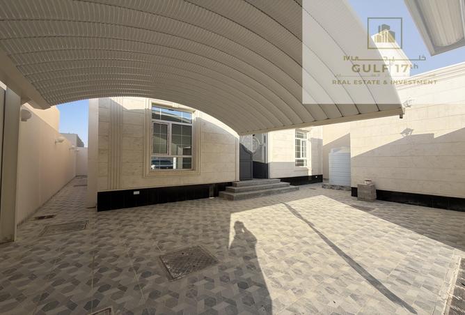 53813910 - Property Image 2