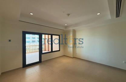 Apartment - 1 Bedroom - 2 Bathrooms for rent in East Porto Drive - Porto Arabia - The Pearl Island - Doha