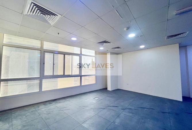 987889 - Property Image 2