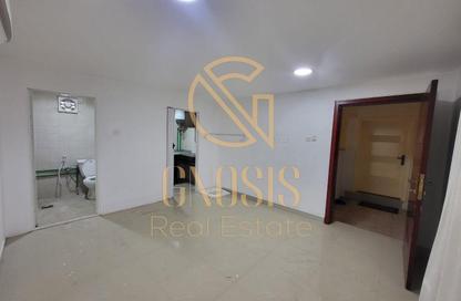 Apartment - Studio - 1 Bathroom for rent in Al Maamoura - Al Maamoura - Doha